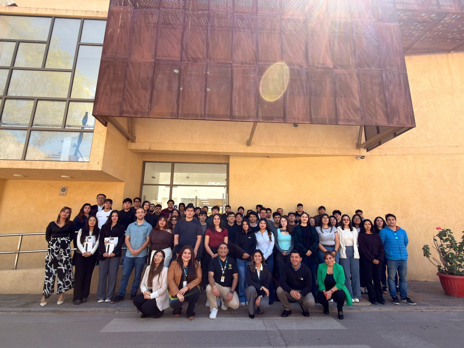 Academia Caserones 2026 fortalece competencias digitales de estudiantes de Ingeniería UDA