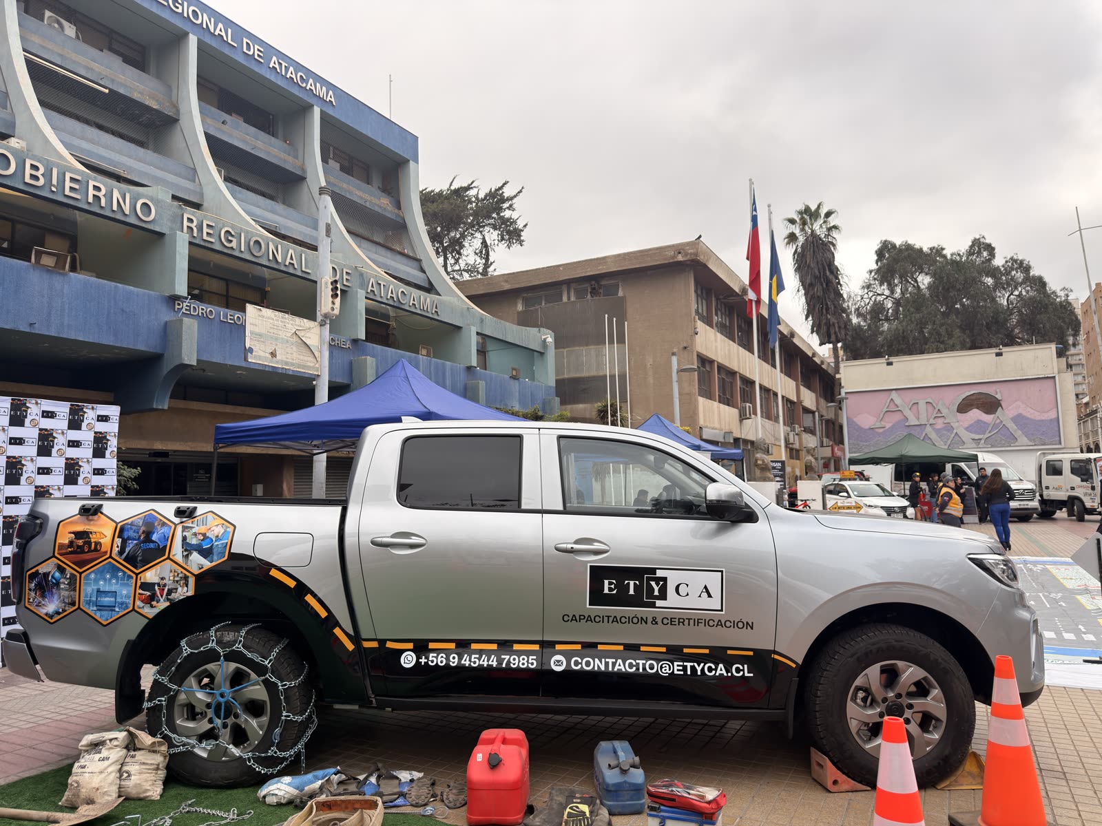 La camioneta 4x4 para alta montaña evidenció la preparación necesaria para operar en entornos exigentes.