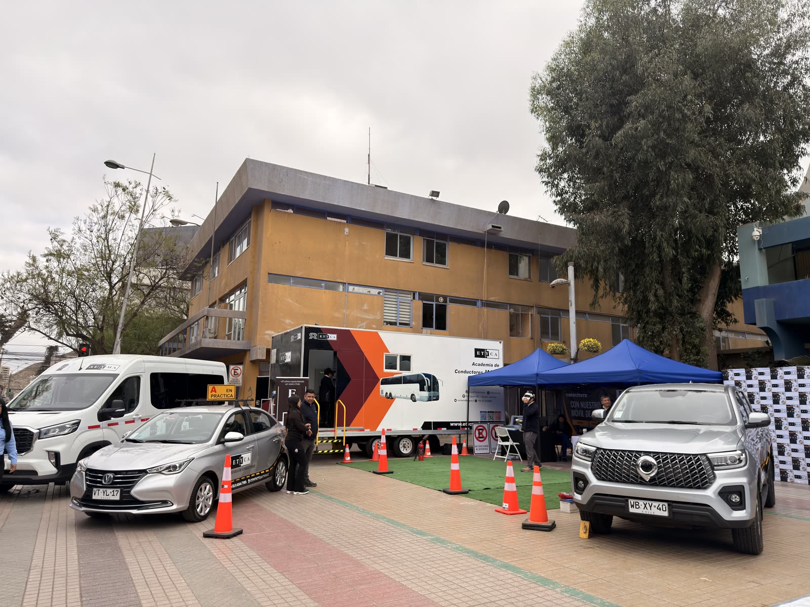 Feria de Seguridad Vial reúne a instituciones y comunidad en torno a la prevención y la tecnología