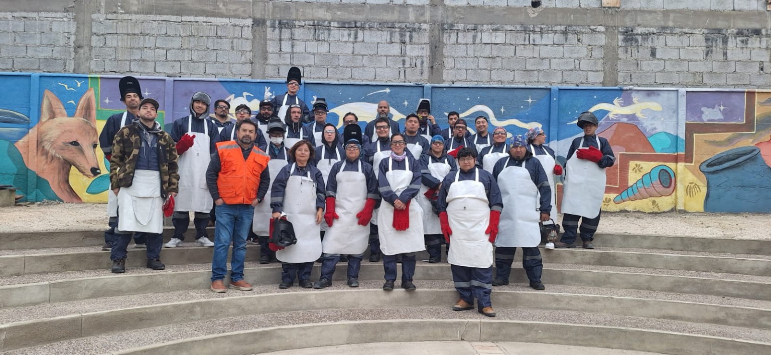 Personas participantes del curso de soldadura en Caldera — fotografía 16 de 18